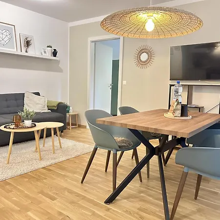 Zentrale Business- Und Familienwohnung Naehe Wien *