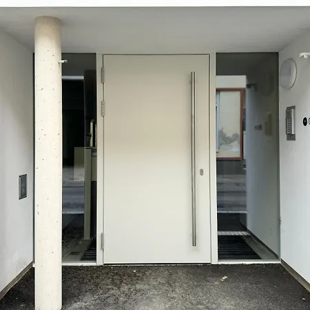 Zentrale Business- Und Familienwohnung Naehe Wien * 비너노이슈타트